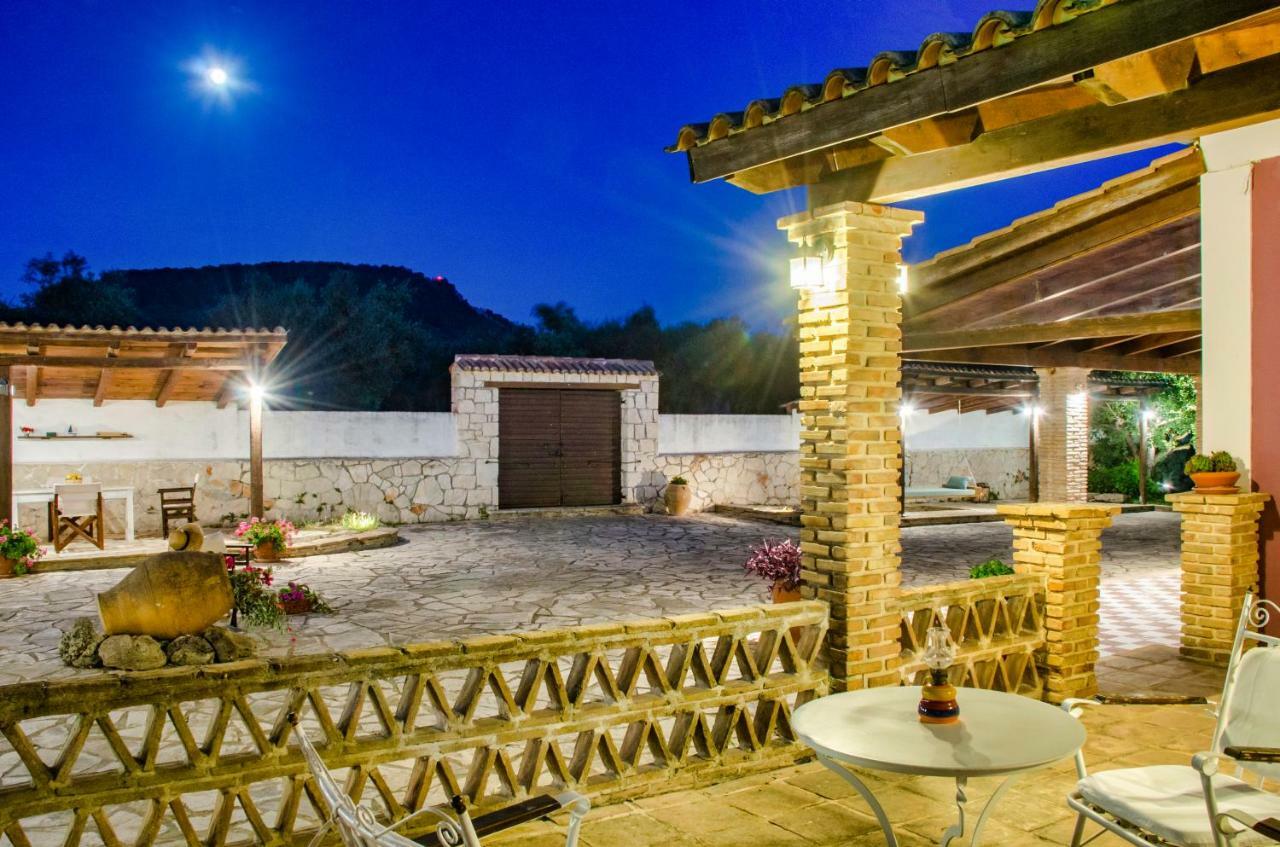 Ermioni Villa Циливи Экстерьер фото